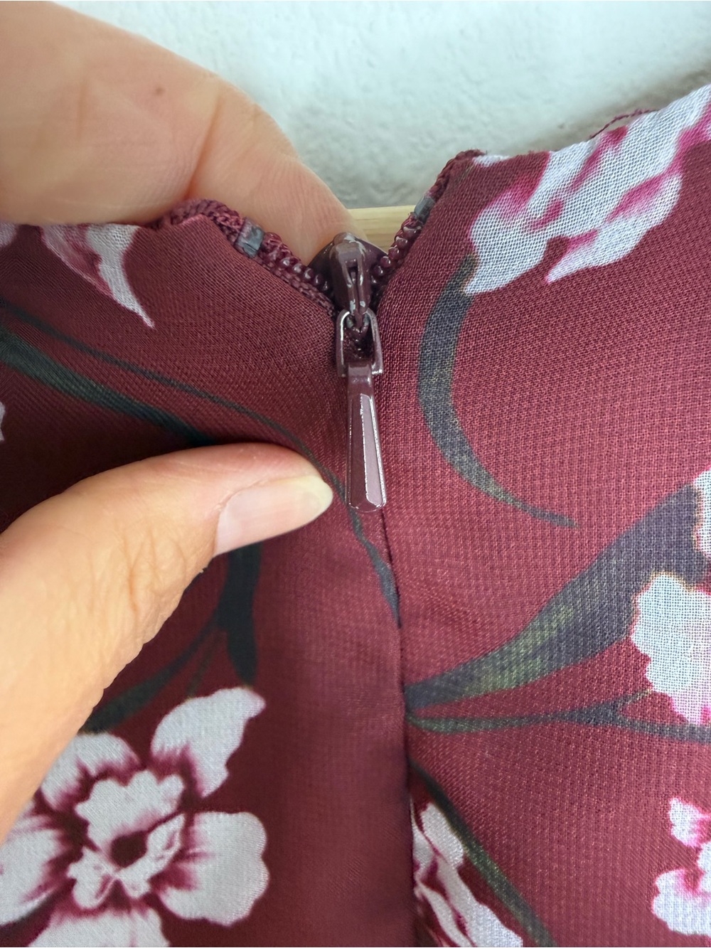 Mac Duggal Floral Chiffon Maxi
Gown Burgundy Sz 10 - Picture 10 of 16